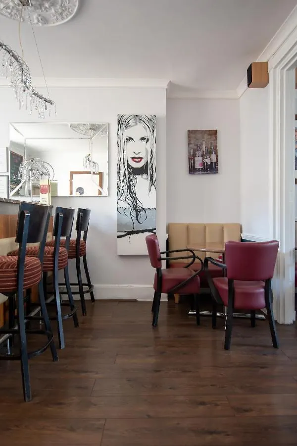 New Steine Hotel - B&B Brighton